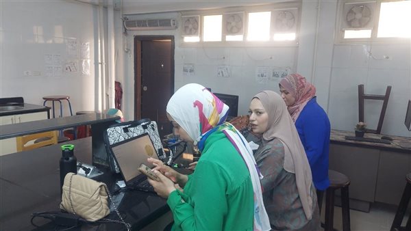قياس الكيمياء التحليلية الخضراء ورشة بـ"صيدلة حلوان" قياس الكيمياء التحليلية الخضراء ورشة بـ"صيدلة حلوان"