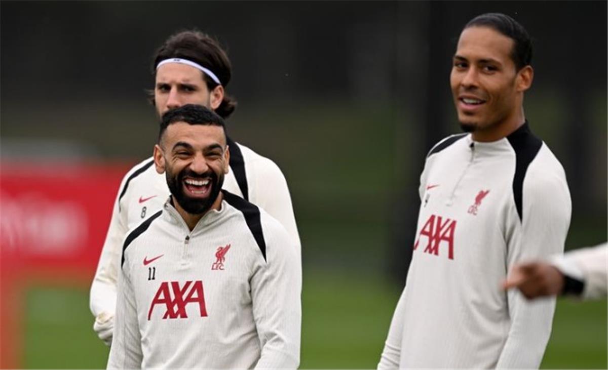 كاراجر يستشهد بـ دي بروين.. ويدافع عن تجديد عقد محمد صلاح مع ليفربول كاراجر يستشهد بـ دي بروين.. ويدافع عن تجديد عقد محمد صلاح مع ليفربول
