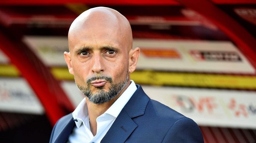 كاردوزو مستاء من مشجعي صن داونز.. ويستشهد بجمهور مصر كاردوزو مستاء من مشجعي صن داونز.. ويستشهد بجمهور مصر