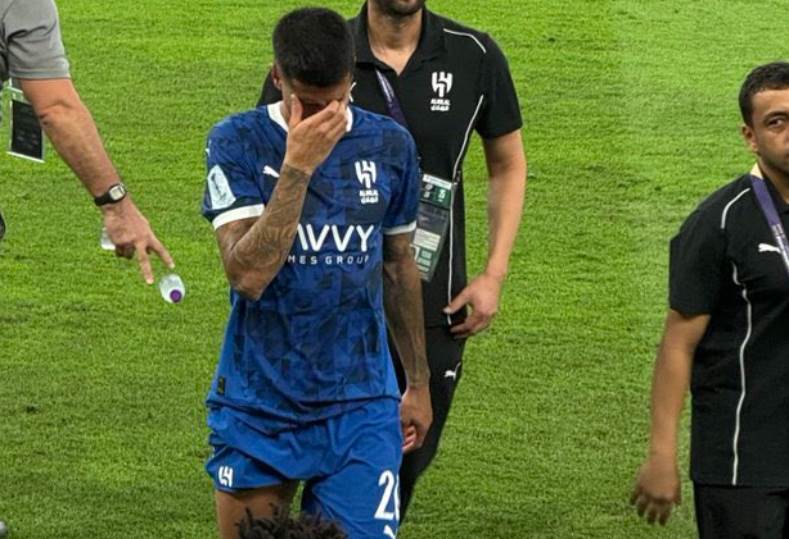 كانسيلو مهدد بالغياب لنهاية الموسم كانسيلو مهدد بالغياب لنهاية الموسم