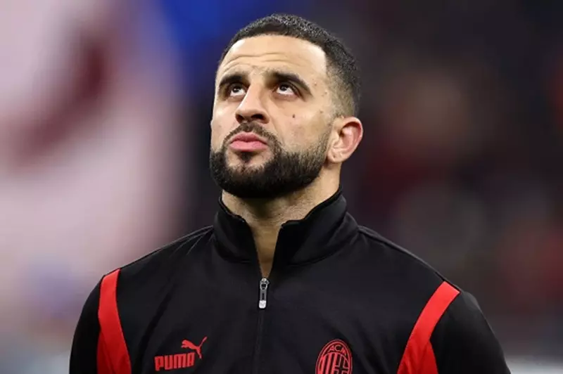 ميلان يتخذ قراراً بشأن مستقبل ووكر قبل مباراة نهائي كأس إيطاليا