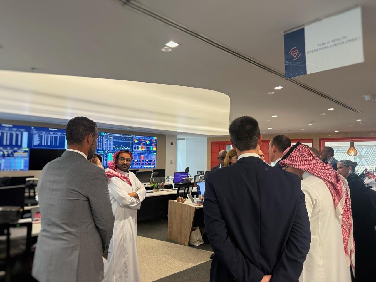 كبار تنفيذيين “روش” ينهون زيارتهم إلى المملكة مؤكدين التزامهم بتعزيز التعاون في مجالات الصحة والاستدامة