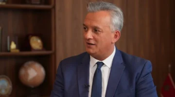 كريم زيدان : الحكومة المغربية تركز على تقليص الفوارق المجالية وتعزيز التنمية المحلية