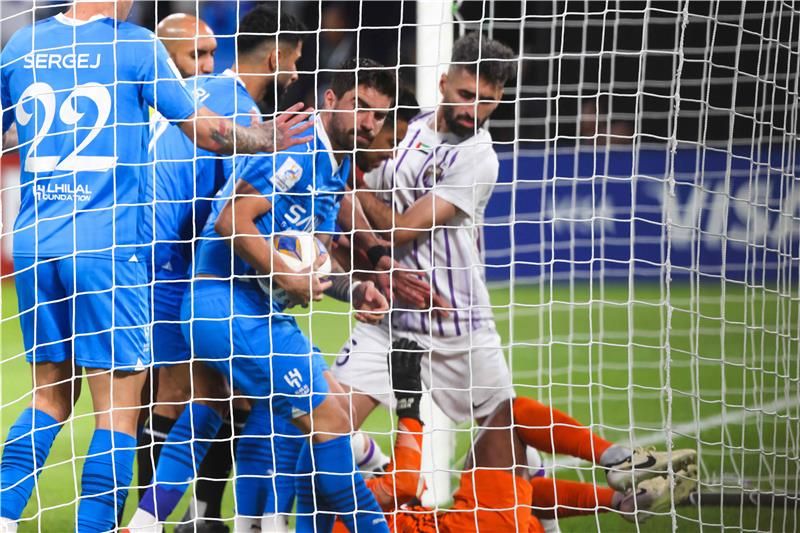 كشف حقيقة مفاوضات نجم الهلال مع ناديه السابق كشف حقيقة مفاوضات نجم الهلال مع ناديه السابق
