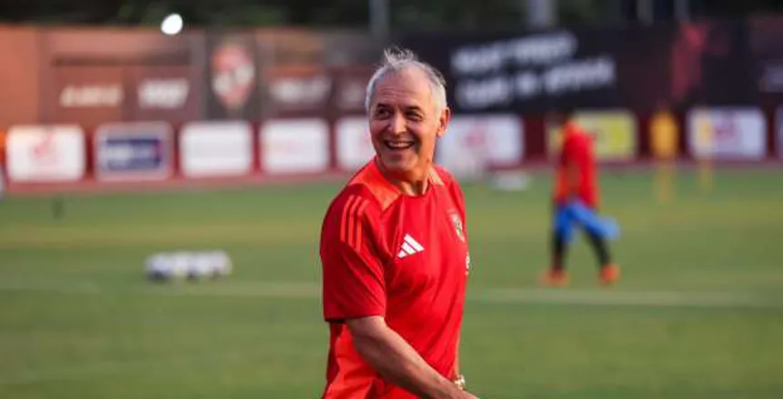 كولر يتلقى عرضا سعوديا بعد رحيله عن تدريب الأهلي (خاص) كولر يتلقى عرضا سعوديا بعد رحيله عن تدريب الأهلي (خاص)