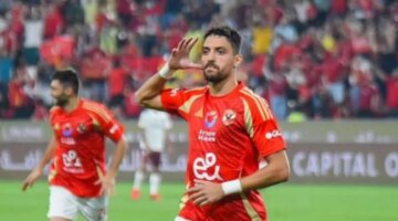 كولر يفاجئ طاهر محمد طاهر قبل مباراة الأهلي وصن داونز