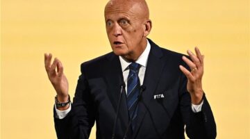 كولينا يشيد بالطابع العالمي لحكام مونديال الأندية