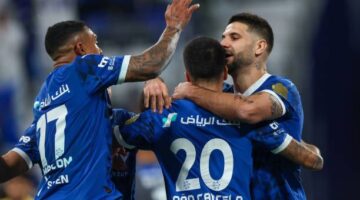 كيف كافأ الهلال لاعبيه بعد التأهل لنصف نهائي النخبة؟