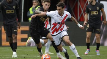 لاعب فالنسيا ينجو من إصابة قوية