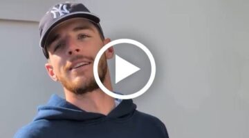 لاعبو آرسنال يكشفون أغلى ممتلكاتهم الكروية.. شاهد من اختار قميص ميسي