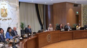 لجنة عليا لتطبيق منظومة المخاطر الشاملة للإفراج عن البضائع