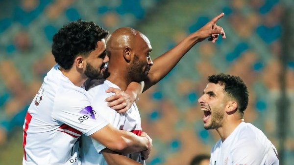 لسه الأماني ممكنة.. سيناريو مثير يمنح الزمالك لقب الدوري لسه الأماني ممكنة.. سيناريو مثير يمنح الزمالك لقب الدوري