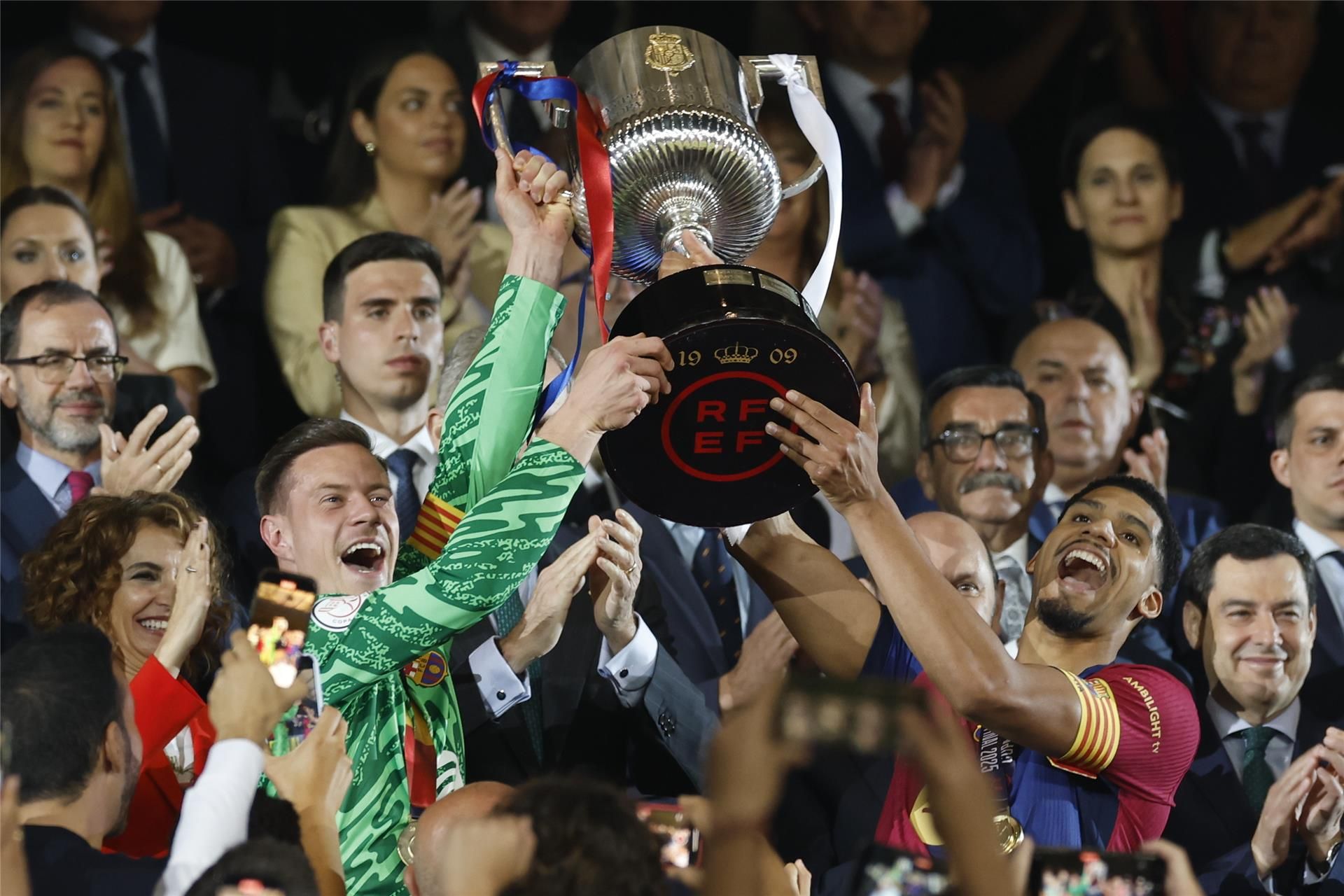 لفتة وفاء من برشلونة عقب الكلاسيكو