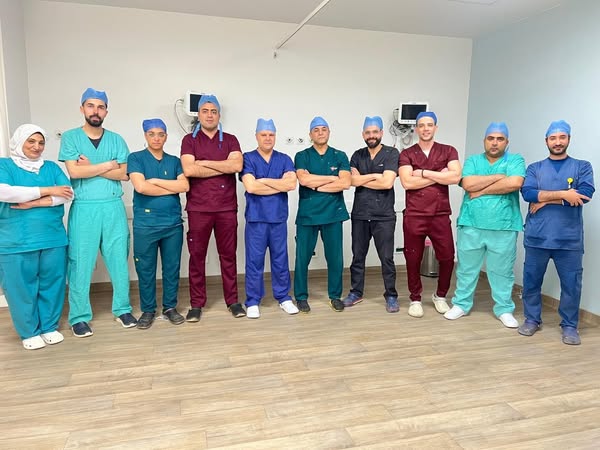 للمرة الأولى.. نجاح مجمع السويس الطبي في إعادة توصيل يد مبتورة بالكامل للمرة الأولى.. نجاح مجمع السويس الطبي في إعادة توصيل يد مبتورة بالكامل