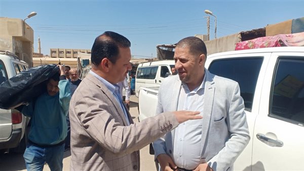 لمتابعة الالتزام بالتعريفة الجديدة.. سكرتير عام الفيوم ورئيس مدينة طامية يتفقدان مجمع المواقف ومحطات الوقود لمتابعة الالتزام بالتعريفة الجديدة.. سكرتير عام الفيوم ورئيس مدينة طامية يتفقدان مجمع المواقف ومحطات الوقود