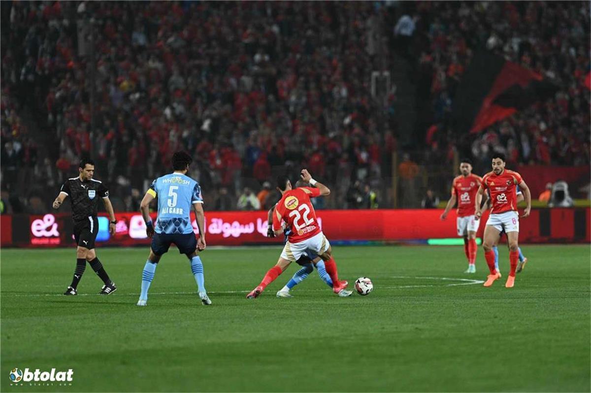 ليس مصريًا.. معلق مباراة الأهلي وبيراميدز في الدوري ليس مصريًا.. معلق مباراة الأهلي وبيراميدز في الدوري