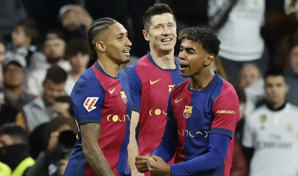 صديق لامين يامال – برشلونة يُهدد عودة آدم أزنو إلى بايرن ميونخ