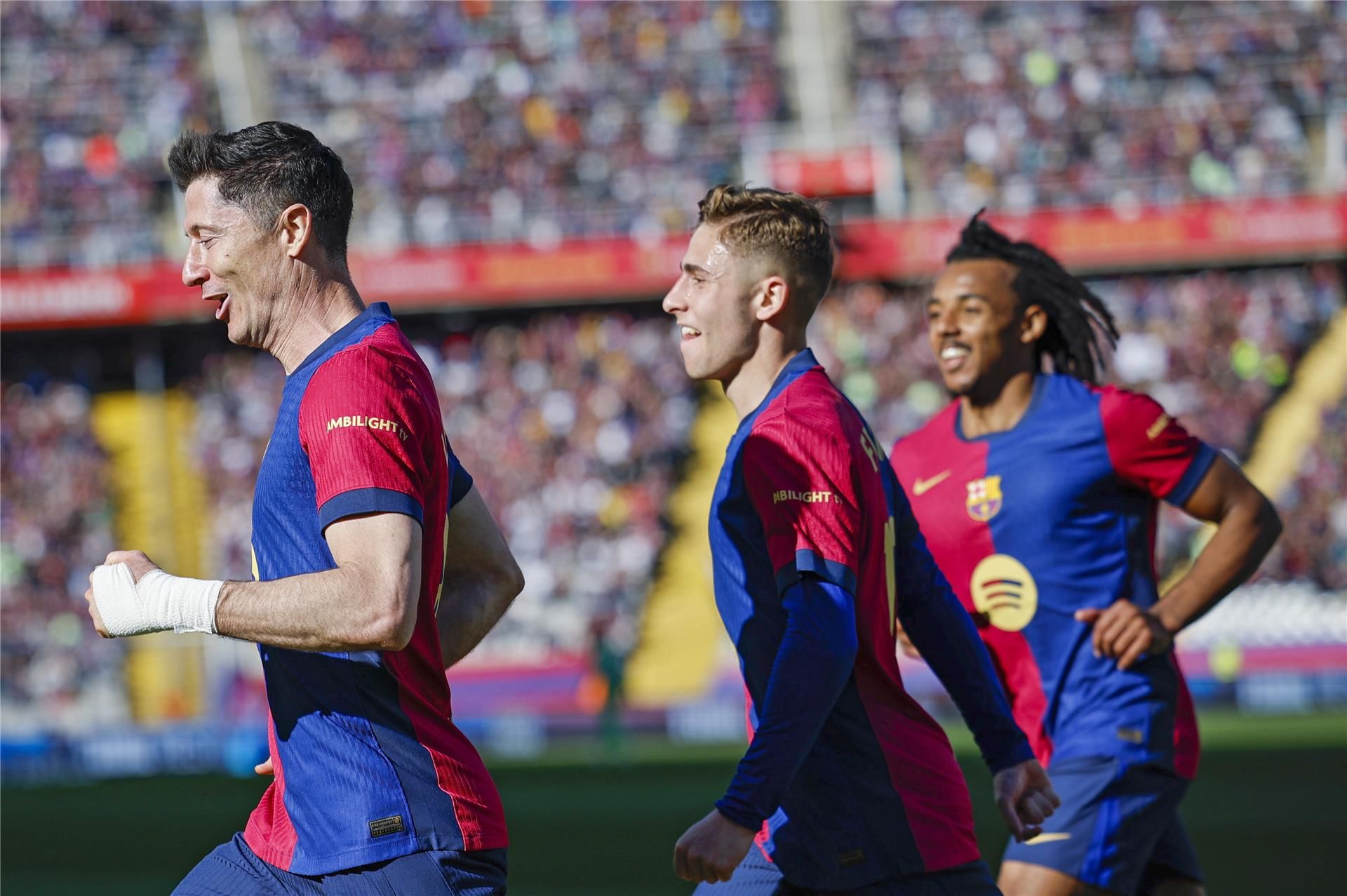 ليفاندوفسكي يقود تشكيل برشلونة المتوقع أمام سيلتا فيجو ليفاندوفسكي يقود تشكيل برشلونة المتوقع أمام سيلتا فيجو