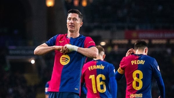 ليفاندوفسكي يقود هجوم برشلونة أمام بوروسيا دورتموند في دوري أبطال أوروبا ليفاندوفسكي يقود هجوم برشلونة أمام بوروسيا دورتموند في دوري أبطال أوروبا