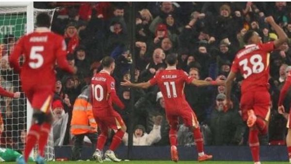 ليفربول يبدأ مشوار الـ7 نقاط أمام وست هام.. الموعد والقنوات الناقلة