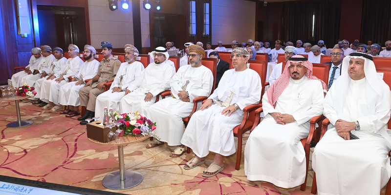مؤتمر استشراف المستقبل وتحقيق الطموحات في مجالي القيادة والإدارة مؤتمر استشراف المستقبل وتحقيق الطموحات في مجالي القيادة والإدارة