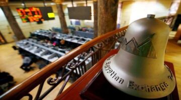 مؤشر البورصة الرئيسي يتراجع 0.49% بتداولات 350 مليون جنيه