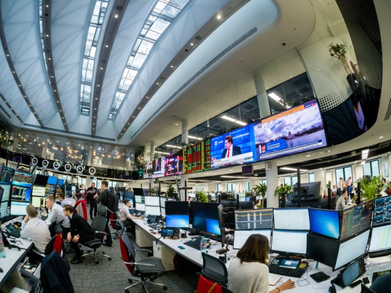 مؤشر بورصة موسكو ينهي تعاملاته بتراجع قدره 0.54% مؤشر بورصة موسكو ينهي تعاملاته بتراجع قدره 0.54%