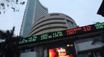 مؤشرات الأسهم الهندية تقلص مكاسبها الأسبوعية مع تداعيات هجوم كشمير