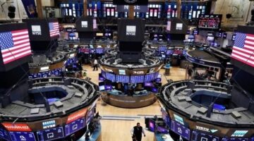 مؤشرات الأسهم الأمريكية تغلق على ارتفاع