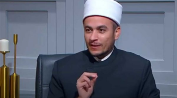 ما حكم لبس الملابس الداخلية تحت ملابس الإحرام؟.. أمين الفتوى يجيب