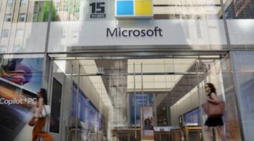 مايكروسوفت توقف مشروعاً بقيمة مليار دولار وسط ارتفاع التكاليف بسبب رسوم ترامب الجمركية