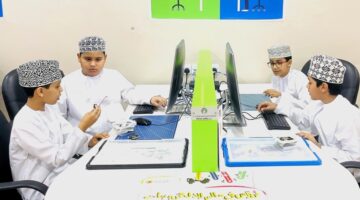 مبادراتٌ وخططٌ تربويّةٌ لتعزيز بيئة التعليم المستدام في محافظة ظفار