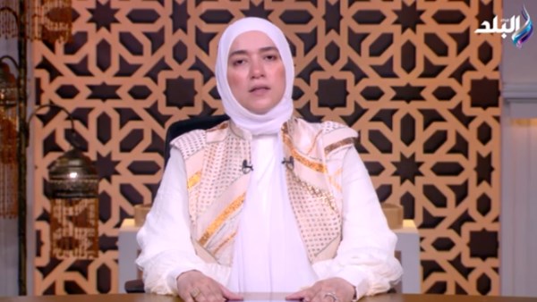 متقدملي شاب للزواج هل يجوز الجلوس معه على انفراد؟.. دينا أبو الخير تجيب متقدملي شاب للزواج هل يجوز الجلوس معه على انفراد؟.. دينا أبو الخير تجيب
