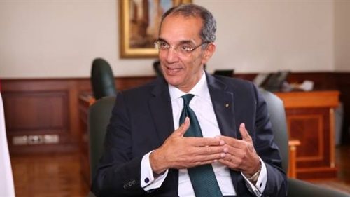 مجانية بالكامل.. وزير الاتصالات: مبادرة رواد رقميين منحة لجميع الشباب والفتيات مجانية بالكامل.. وزير الاتصالات: مبادرة رواد رقميين منحة لجميع الشباب والفتيات