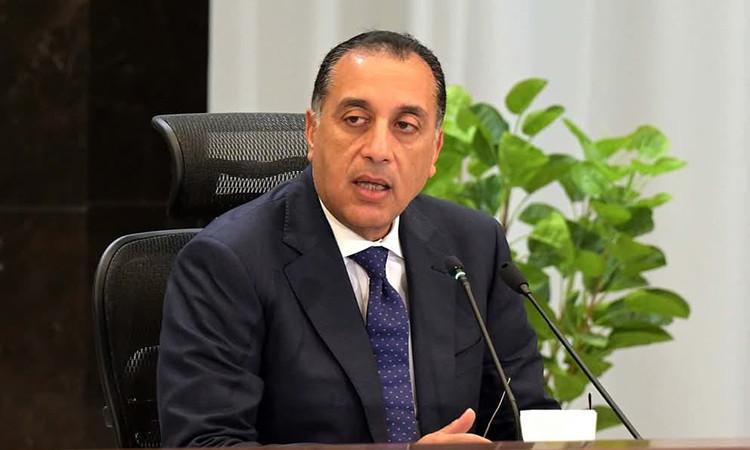مدبولي يتفقد مسارات المشاة ومناطق البلازا بالحي اللاتيني بالعلمين الجديدة