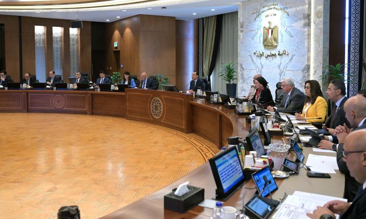مجلس الوزراء يوافق على مشروع قانون تحديد نسبة العلاوة الدورية مجلس الوزراء يوافق على مشروع قانون تحديد نسبة العلاوة الدورية