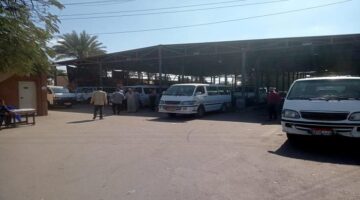 محافظ الإسماعيلية يتابع العمل بمواقف الأجرة والنقل العام ومحطات الوقود