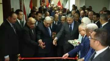 محافظ الاسكندرية ووزير العدل يفتتحان مكتب توثيق الشهر العقاري