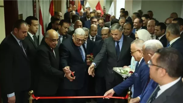 محافظ الاسكندرية ووزير العدل يفتتحان مكتب توثيق الشهر العقاري محافظ الاسكندرية ووزير العدل يفتتحان مكتب توثيق الشهر العقاري