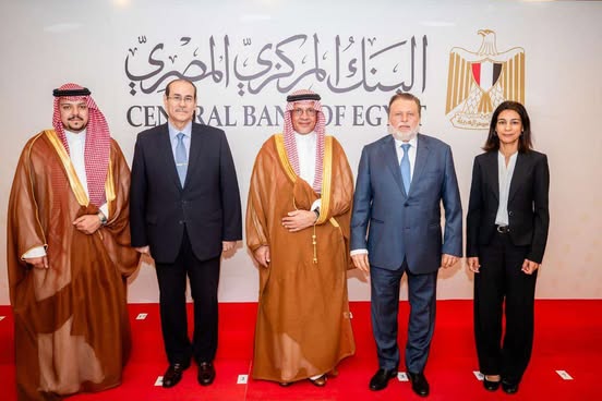 محافظ البنك المركزي يلتقي الأمين العام للمجلس التنسيقي المصري السعودي لبحث التعاون المشترك محافظ البنك المركزي يلتقي الأمين العام للمجلس التنسيقي المصري السعودي لبحث التعاون المشترك