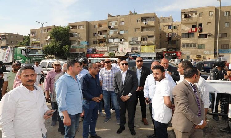 محافظ القاهرة: تواصل رفع مخلفات إزالة سوق الزلزال العشوائي بالمقطم محافظ القاهرة: تواصل رفع مخلفات إزالة سوق الزلزال العشوائي بالمقطم