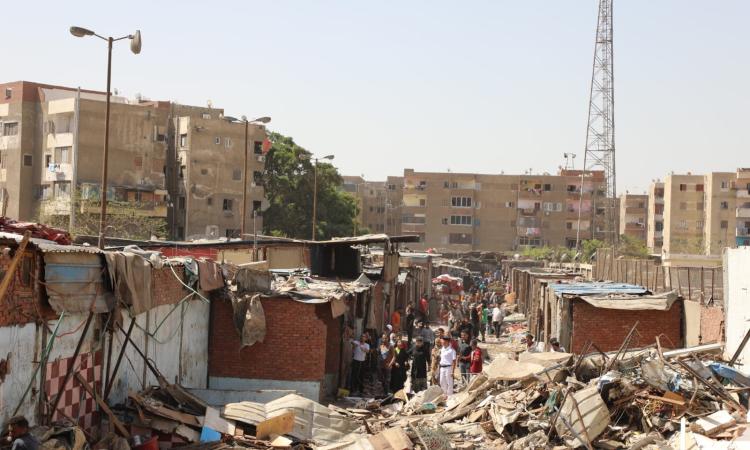 محافظ القاهرة يتابع أعمال إزالة سوق الزلزال العشوائى بشارع 9 بالمقطم محافظ القاهرة يتابع أعمال إزالة سوق الزلزال العشوائى بشارع 9 بالمقطم
