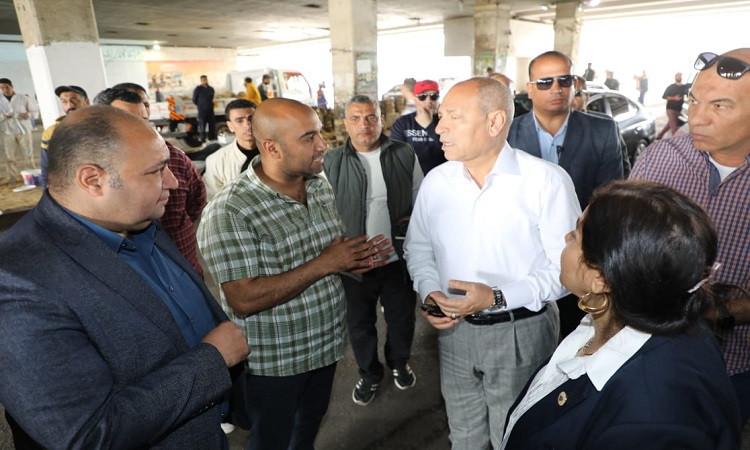 محافظ القاهرة يتابع أعمال رفع كفاءة المنطقة المحيطة بموقف السلام النموذجي محافظ القاهرة يتابع أعمال رفع كفاءة المنطقة المحيطة بموقف السلام النموذجي