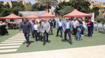 محافظ القاهرة يفتتح حديقة الزهور الجديدة بعين الصيرة احتفالًا بأعياد الربيع