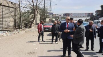 محافظ القليوبية يتابع ميدانيًا حل الاختناقات المرورية بمدينة قليوب