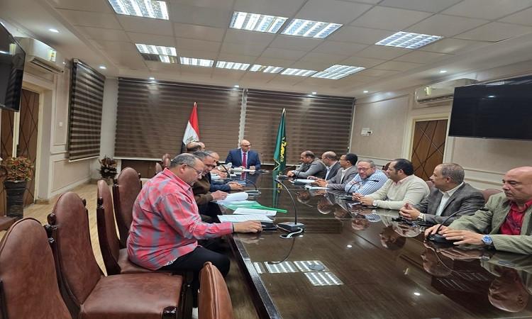 محافظ القليوبية يعقد اجتماعًا موسعًا لتحديد أسعار تعريفة الركوب الجديدة محافظ القليوبية يعقد اجتماعًا موسعًا لتحديد أسعار تعريفة الركوب الجديدة