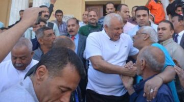 محافظ الوادي الجديد يمنح جمعيات المساكن فرصة لتوفيق أوضاعها وتوصيل المرافق