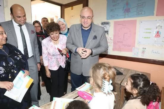 محافظ بني سويف يتابع انتظام العملية التعليمية بمركز ببا محافظ بني سويف يتابع انتظام العملية التعليمية بمركز ببا
