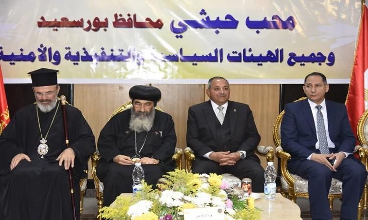 محافظ بورسعيد يشارك الإخوة الأقباط الاحتفال بعيد القيامة المجيد محافظ بورسعيد يشارك الإخوة الأقباط الاحتفال بعيد القيامة المجيد