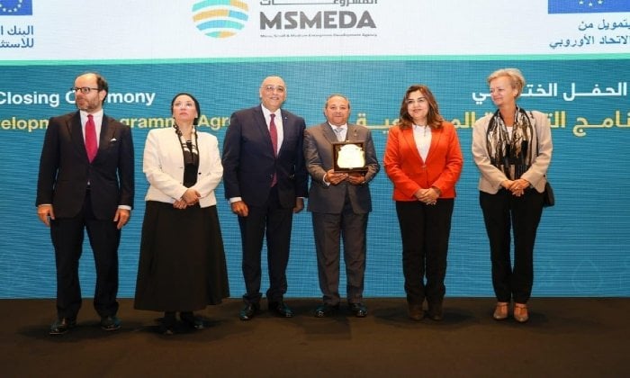 محافظ بورسعيد يشارك في الحفل الختامي لاتفاقية برنامج التنمية المجتمعية مع الاتحاد الأوروبى محافظ بورسعيد يشارك في الحفل الختامي لاتفاقية برنامج التنمية المجتمعية مع الاتحاد الأوروبى